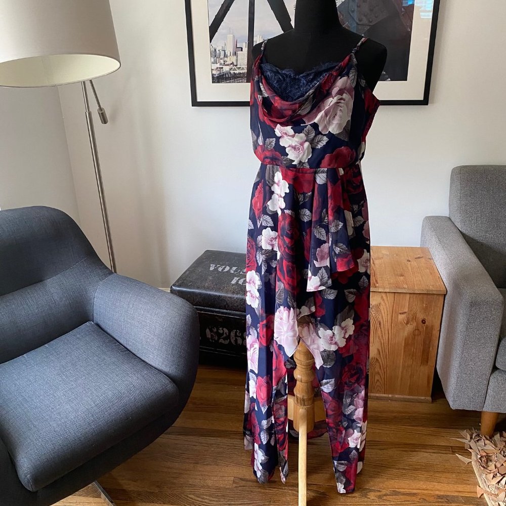 David’s Bridal Wedding Guest Dress City Triangles floral, High low, stra…
